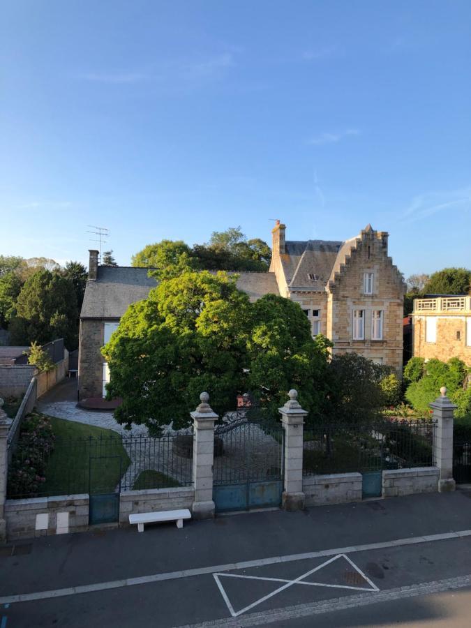 Le Relais Montois Hotel Pontorson Eksteriør billede